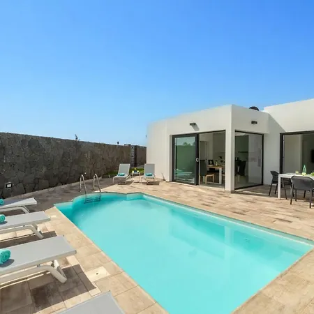 Mercedes Luz By Villa Playa Blanca (Lanzarote)