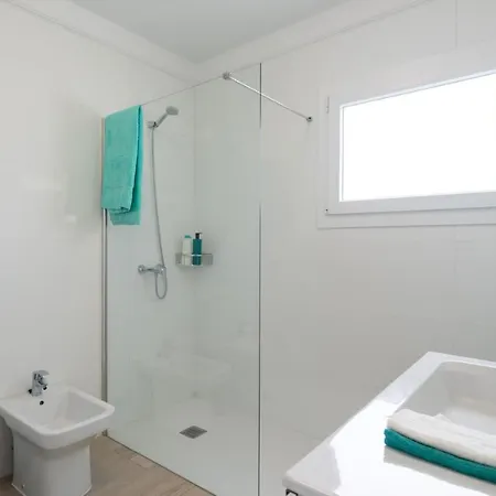 Mercedes Luz By Villa